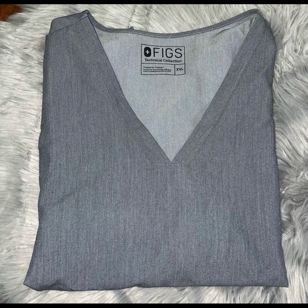 FIGS Casma Top